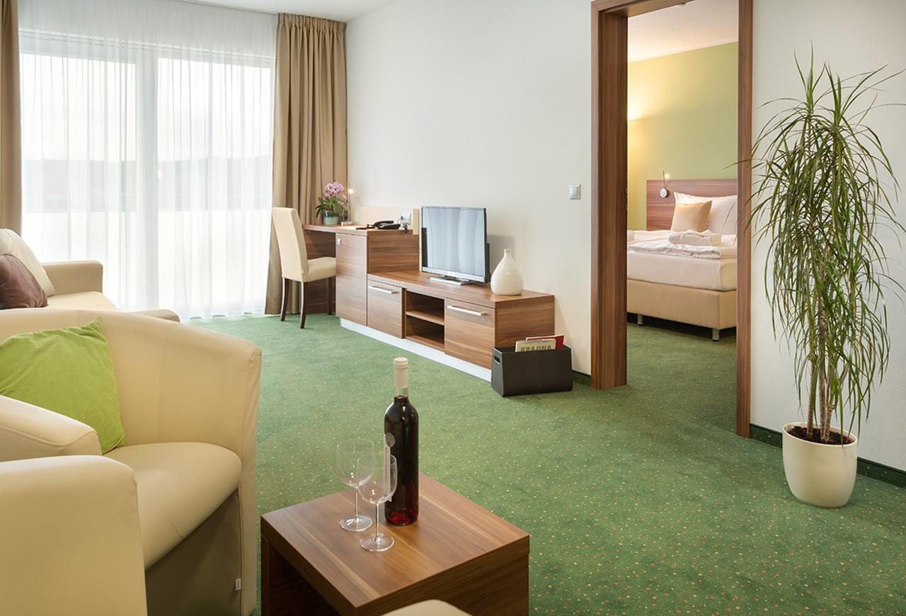 Kurhotel Pyramide Sibyllenbad Neualbenreuth Exteriér fotografie