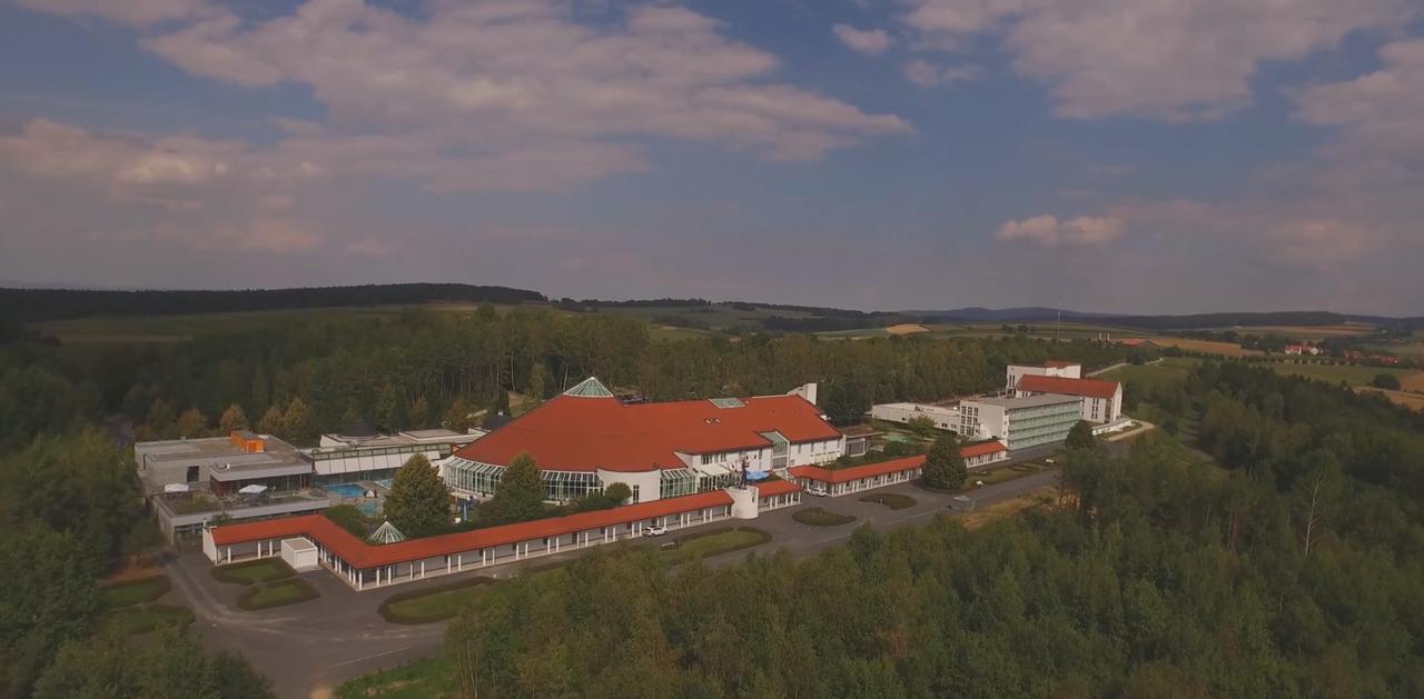 Kurhotel Pyramide Sibyllenbad Neualbenreuth Exteriér fotografie